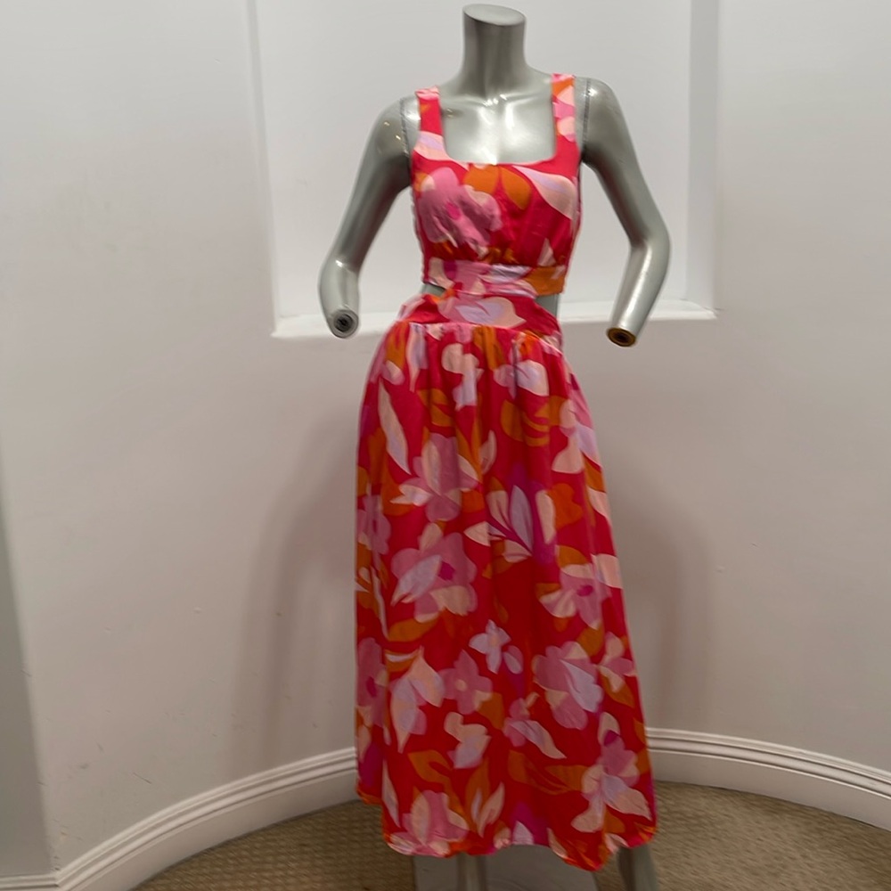 ILLA ILLA Sleeveless Cutout Tie Back Smoked Accent Red Pink Printed Size M